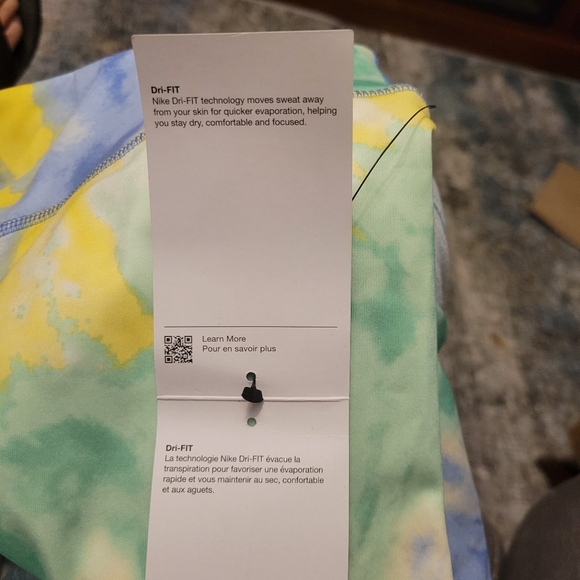 Nike Women's Tie-Dye Training Pants Size S NWT - Picture 7 of 7